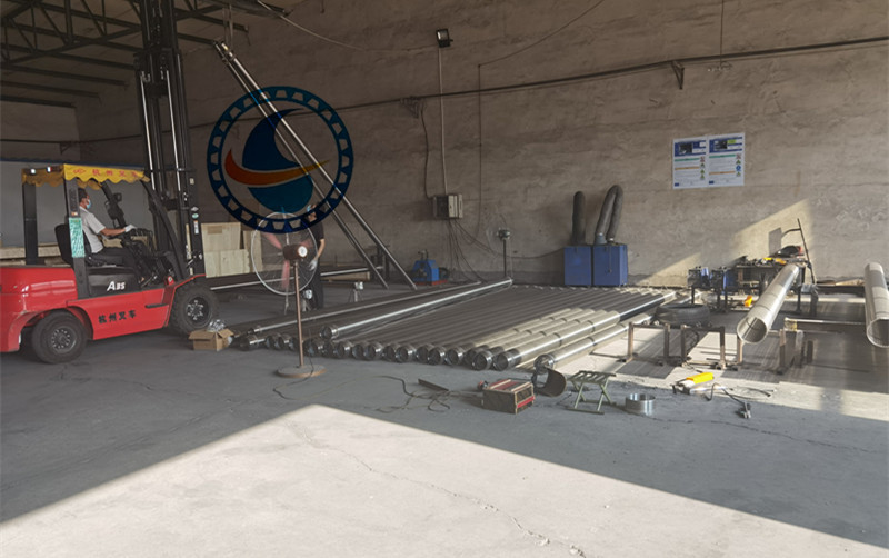 12-3/4 인치 304L 스테인리스 스틸 와이어 랩 스크린 (모래 제어용)